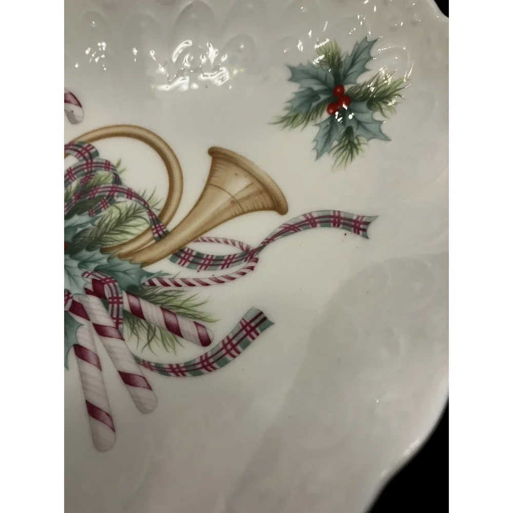 Mikasa Noel Jubilation Bone China Heart Trinket Dish B2101 Japan